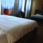 5Min Walk From Duomo! Apartment 100M2